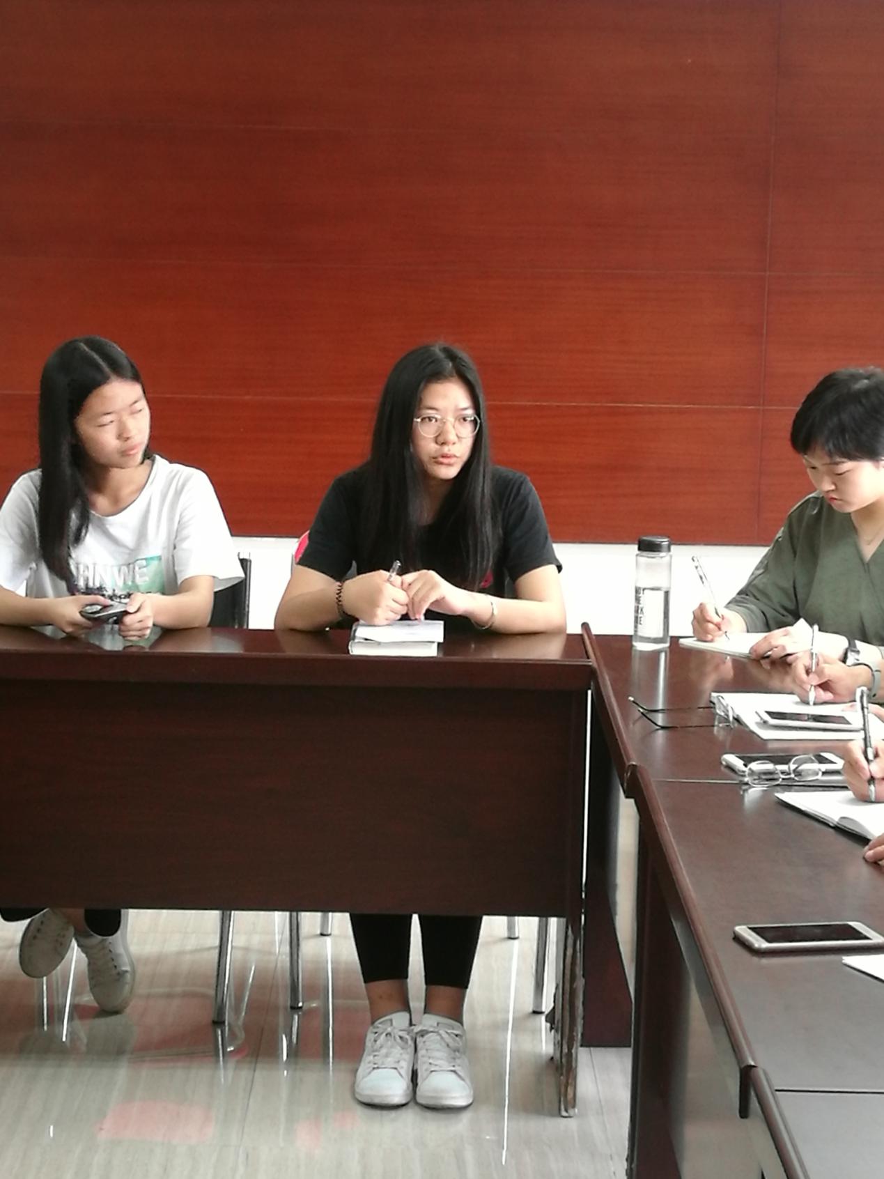 同学们发表意见 williamhill英国官网