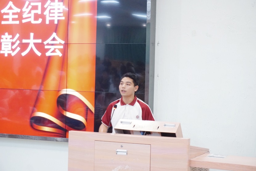 学生干部代表谢晓峰发言 williamhill英国官网